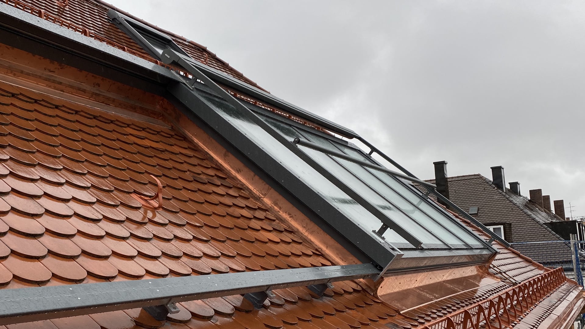 Dachschiebefenster  seitlich verschiebbar 