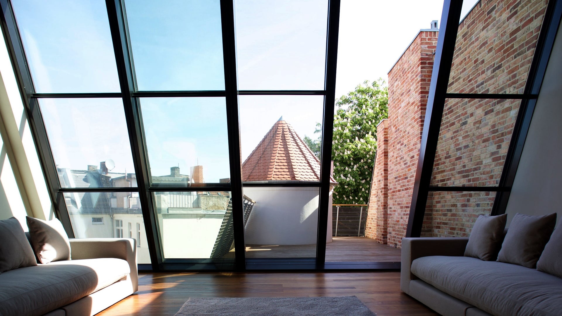 Dachschiebefenster als Zugang auf eine Dachterasse