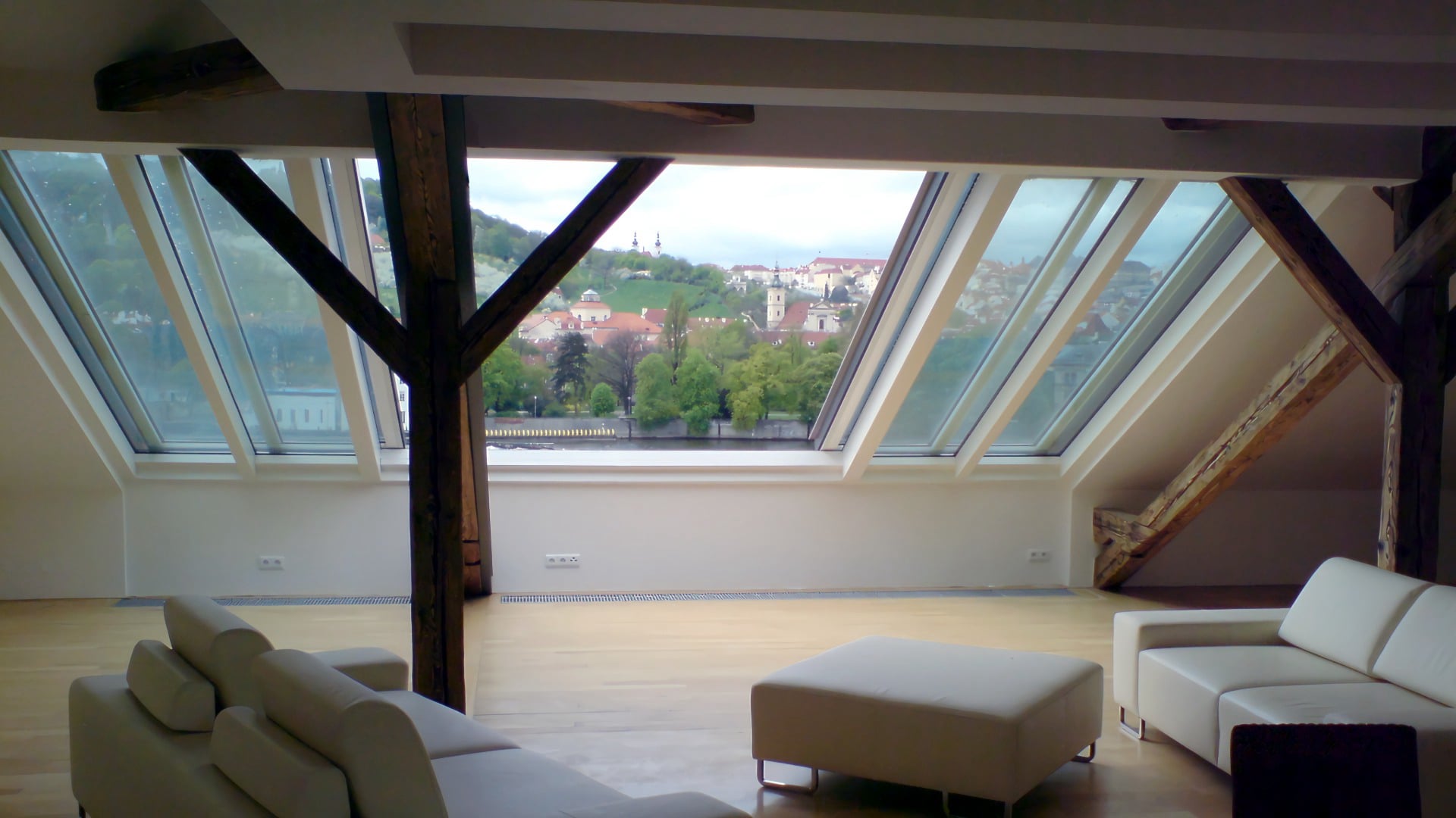 Dachschiebefenster mit Festverglasung
