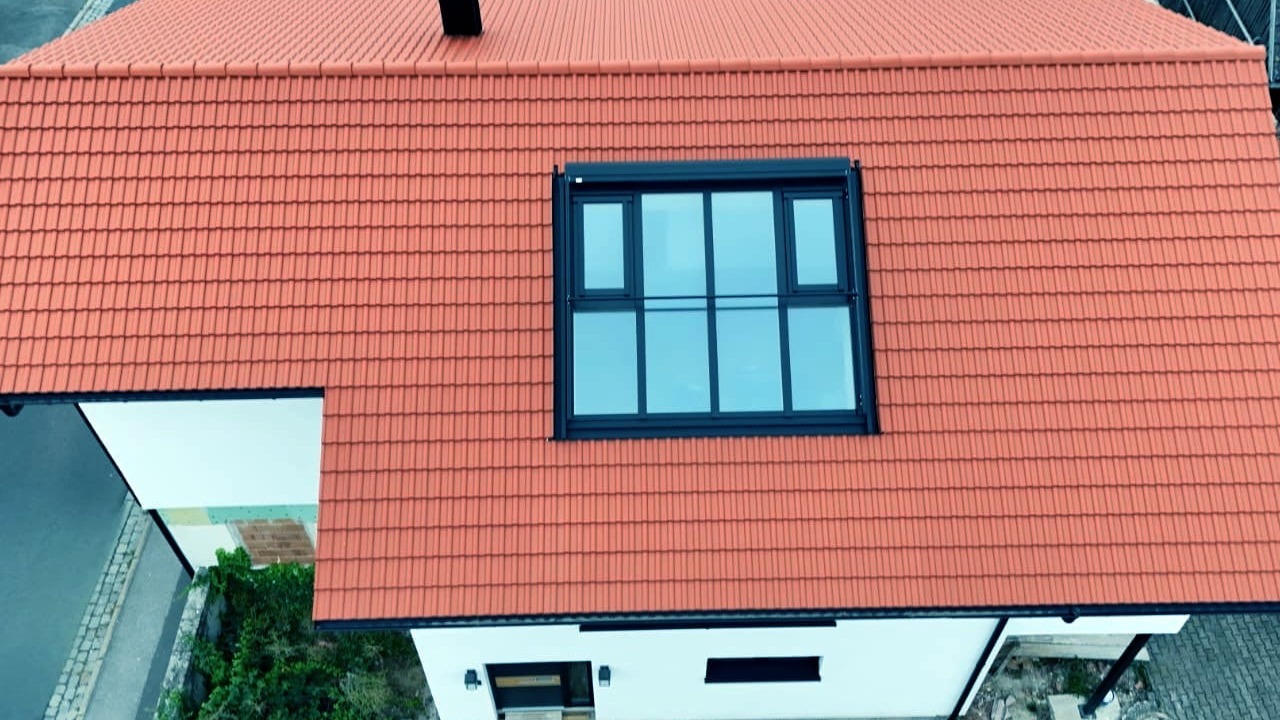 Festverglasung mit Klappflügel